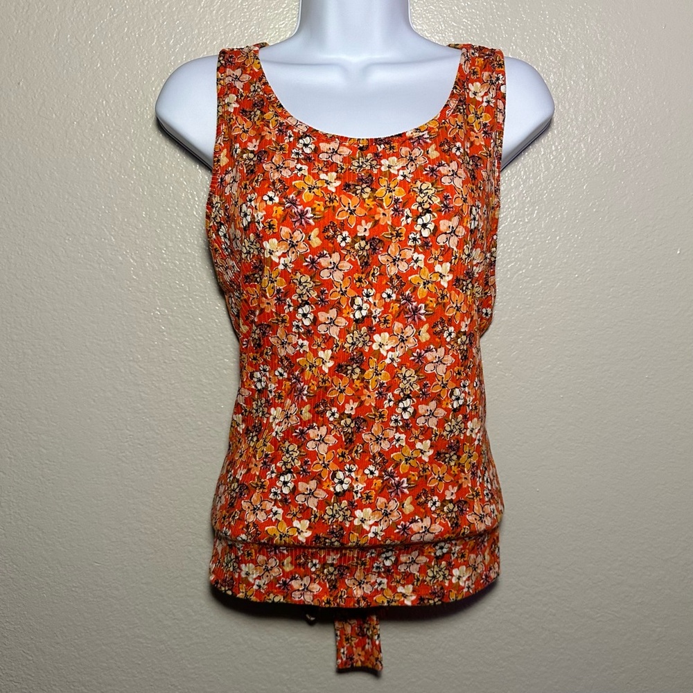 Fortune & Ivy Back Tie Floral Sleeveless Blouse in Vibrant Orange